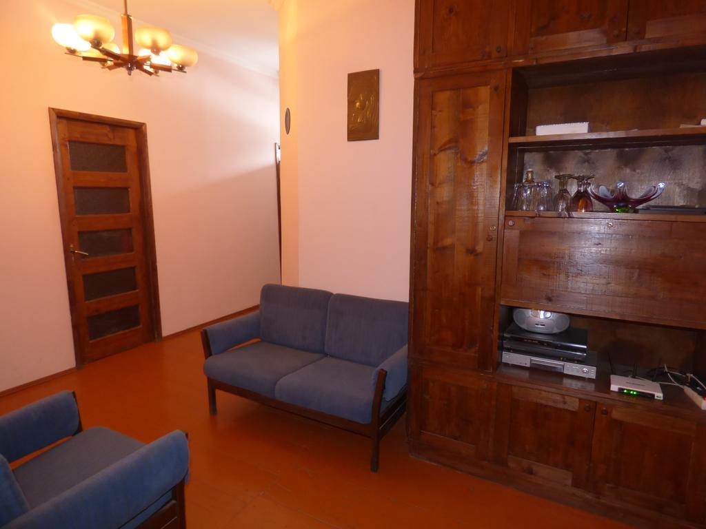 Guest House Kaldani Mestia Eksteriør billede
